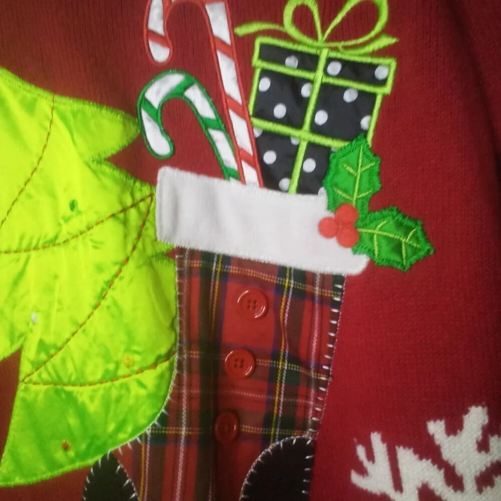 Retro Threads Sweater Christmas Holiday S Women  Long Sleeve Tree Stocking